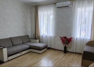 Продам 2-ком. квартиру, 47 м2, Керчь, 1-я Митридатская улица, 84