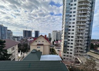 Сдаю в аренду 2-ком. квартиру, 40 м2, Сочи, Альпийская улица, 1/4, микрорайон Центральный