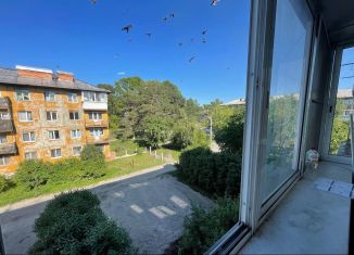 Продается 1-комнатная квартира, 30.5 м2, Шелехов, 18-й квартал, 40