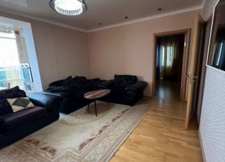 Продается 2-ком. квартира, 85 м2, Воронеж, Студенческая улица, 12А