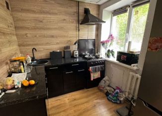 Продам двухкомнатную квартиру, 41 м2, Кыштым, улица Дзержинского, 3