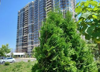 Трехкомнатная квартира на продажу, 70 м2, Краснодар, Конгрессная улица, 41, ЖК Отражение