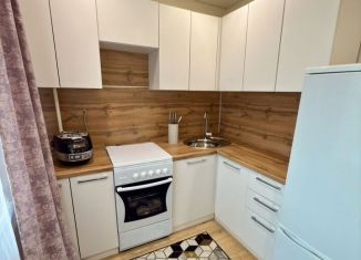 Продаю 1-комнатную квартиру, 38 м2, Нефтекамск, улица Строителей, 73