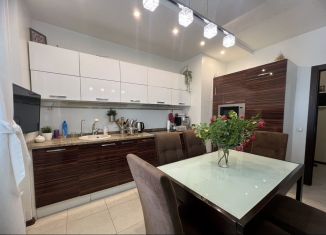 Продаю 3-ком. квартиру, 60 м2, Ростов-на-Дону, улица Ткачёва, 25, ЖК Левенцовка Парк