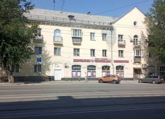 Сдается торговая площадь, 170 м2, Челябинская область, Каслинская улица, 40