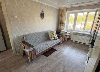 Продается 1-ком. квартира, 31 м2, Кумертау, улица Мажита Гафури, 4