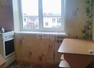 Продаю 2-ком. квартиру, 46.7 м2, Миасс, Уральская улица, 116