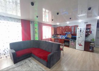 Продаю трехкомнатную квартиру, 70 м2, Норильск, улица Лауреатов, 53