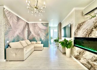 Продажа 3-ком. квартиры, 70 м2, Астрахань, улица Трофимова, 10, ЖК Центральный