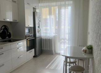 Сдача в аренду однокомнатной квартиры, 45 м2, Республика Башкортостан, улица Юрия Гагарина, 54/1