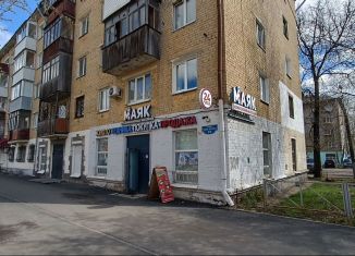 Продаю торговую площадь, 72 м2, Пермский край, улица Героев Хасана, 19