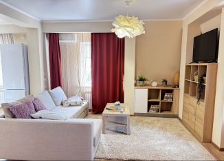 Сдам двухкомнатную квартиру, 60 м2, Калуга, улица Воронина, 28А