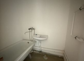 Продаю 2-комнатную квартиру, 41.8 м2, Туймазы, улица Олега Кошевого, 5