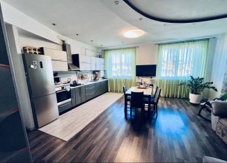 Продам 3-комнатную квартиру, 97.4 м2, Сарапул, улица Некрасова, 40А