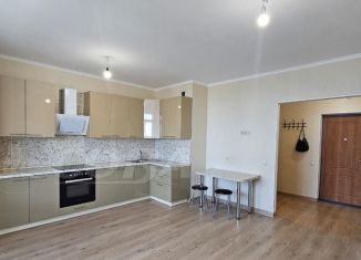 Продаю квартиру студию, 30 м2, Тюмень, улица Тимофея Чаркова, 81