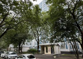 Двухкомнатная квартира на продажу, 51.2 м2, Москва, улица Маршала Захарова, 10к2