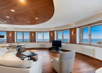 Продаю 3-ком. квартиру, 132.4 м2, Сочи, Кубанская улица, 12Б, микрорайон Центральный