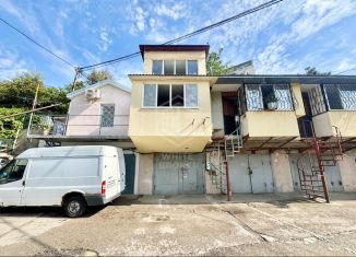 Продажа гаража, 30 м2, Ялта, Суворовская улица, 21А