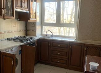 Сдаю в аренду 1-комнатную квартиру, 31 м2, Азов, улица Васильева, 89