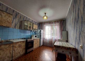 Сдаю в аренду 2-комнатную квартиру, 60 м2, Старый Оскол, микрорайон Юбилейный, 5