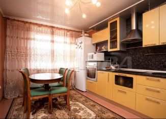 Продаю двухкомнатную квартиру, 64.3 м2, Тюмень, Широтная улица, 165к3