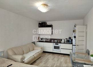 Продам двухкомнатную квартиру, 60.3 м2, поселок Зональная Станция, улица Титова, 6А