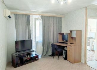 Продам 1-комнатную квартиру, 32 м2, Сочи, улица 50 лет СССР, 5