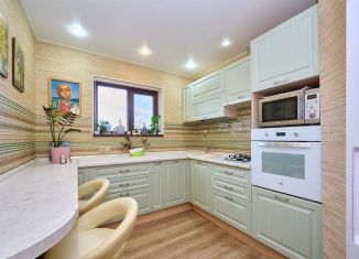 Продажа трехкомнатной квартиры, 66 м2, Краснодар, Кореновская улица, 45, микрорайон Энка (имени Маршала Жукова)