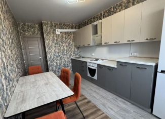 Сдам в аренду 2-ком. квартиру, 64.8 м2, Краснодар, Российская улица, 337, микрорайон Завод Радиоизмерительных Приборов