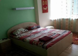 2-комнатная квартира в аренду, 65 м2, Крым, Октябрьская улица, 48