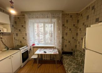 Сдаю в аренду 1-комнатную квартиру, 36 м2, Аксай, улица Платова, 72