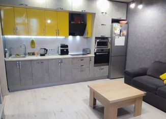 Продаю 1-комнатную квартиру, 40 м2, Барнаул, улица Попова, 142, ЖК Марс