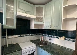 Сдается в аренду 2-ком. квартира, 44 м2, Старый Оскол, микрорайон Молодогвардеец, 5