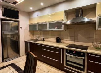 Продажа 3-комнатной квартиры, 74.1 м2, Краснодар, Рождественская набережная, 25, микрорайон Юбилейный