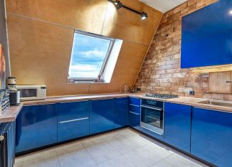 Продам 3-комнатную квартиру, 88.8 м2, Ярославль, улица Чехова, 17к2