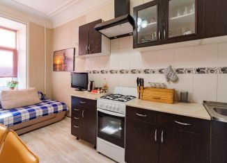 Сдается 2-ком. квартира, 60 м2, Санкт-Петербург, улица Воскова, 16, Петроградский район