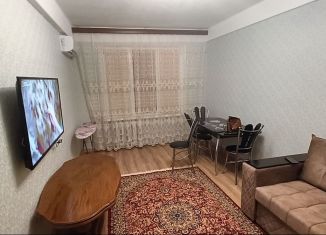 Сдается в аренду двухкомнатная квартира, 41.5 м2, Каспийск, улица Орджоникидзе, 20