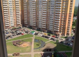 3-комнатная квартира в аренду, 73 м2, Москва, Синявинская улица, 11к16, Молжаниновский район