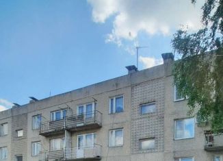 Продажа трехкомнатной квартиры, 61.7 м2, деревня Плотинка, Школьная улица, 2