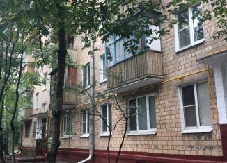 Продажа 2-комнатной квартиры, 42.6 м2, Москва, улица Михайлова, 9, метро Стахановская