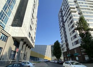 Продается 3-ком. квартира, 185 м2, Чечня, улица Хамзата Орзамиева, 45