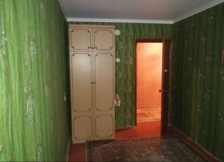 2-комнатная квартира на продажу, 47 м2, село Мирное, Кленовая улица, 1