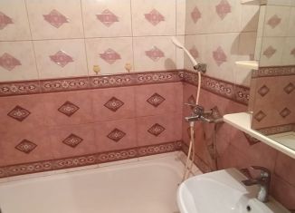 Продам 3-комнатную квартиру, 75 м2, село Тропарёво, Садовая улица, 7