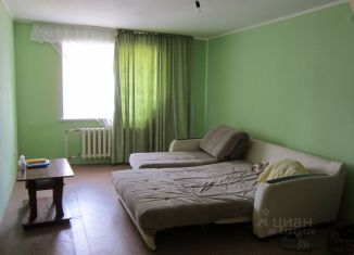 Сдам 1-комнатную квартиру, 45 м2, Новоалтайск, Высоковольтная улица, 6