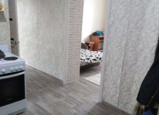 Продается 2-комнатная квартира, 60 м2, Слюдянка, улица Бабушкина, 10