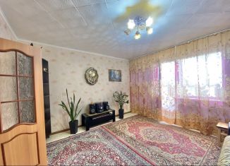 Продам 3-комнатную квартиру, 65.3 м2, Кемеровская область, улица 50 лет Города, 36