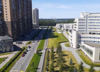 Трехкомнатная квартира на продажу, 87 м2, Санкт-Петербург, улица Оптиков, 52к2Д, улица Оптиков