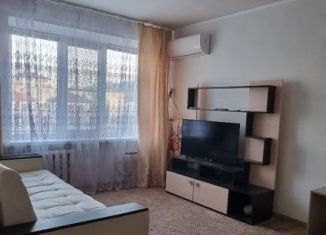 Продам трехкомнатную квартиру, 65 м2, село Кабардинка, Школьная улица, 21