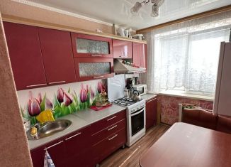 Продается 2-ком. квартира, 52 м2, Мелеуз, улица Ленина, 152