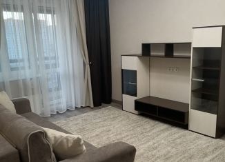 Сдам в аренду 2-ком. квартиру, 60 м2, Москва, улица Вертолётчиков, 4к2